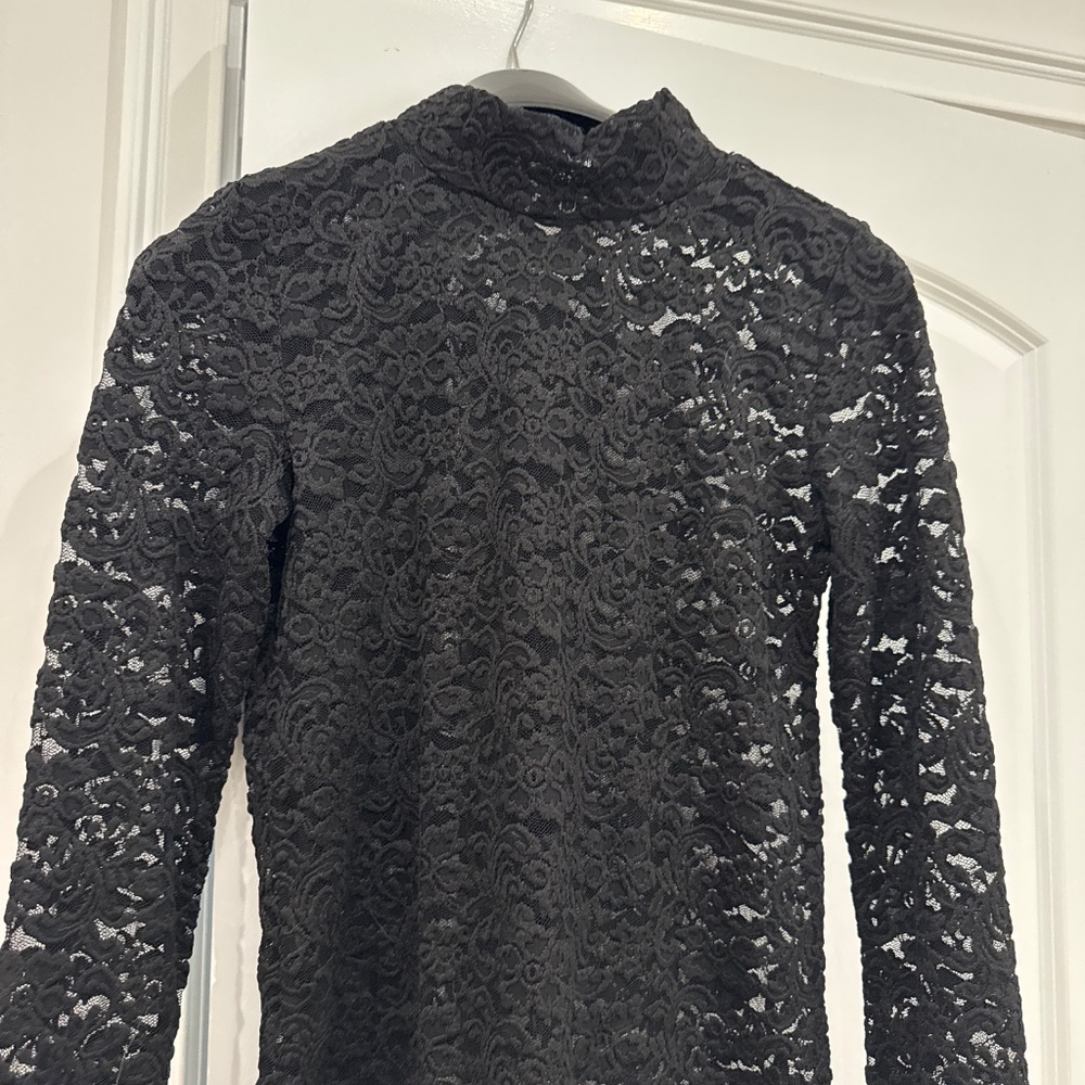 Lace top - Picture 2 of 2